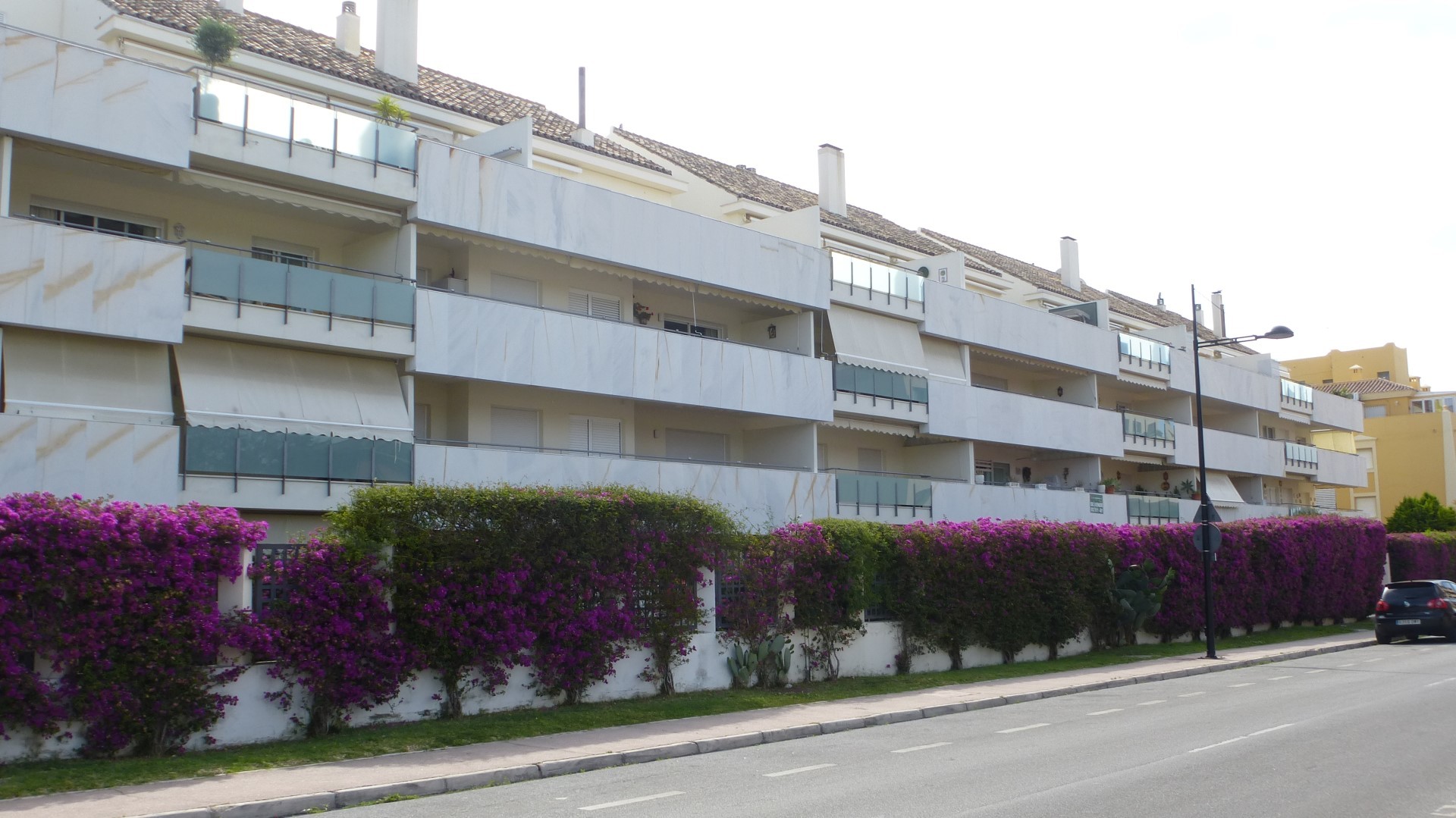 A lovely 2 bedroom beachside apartment in San Pedro