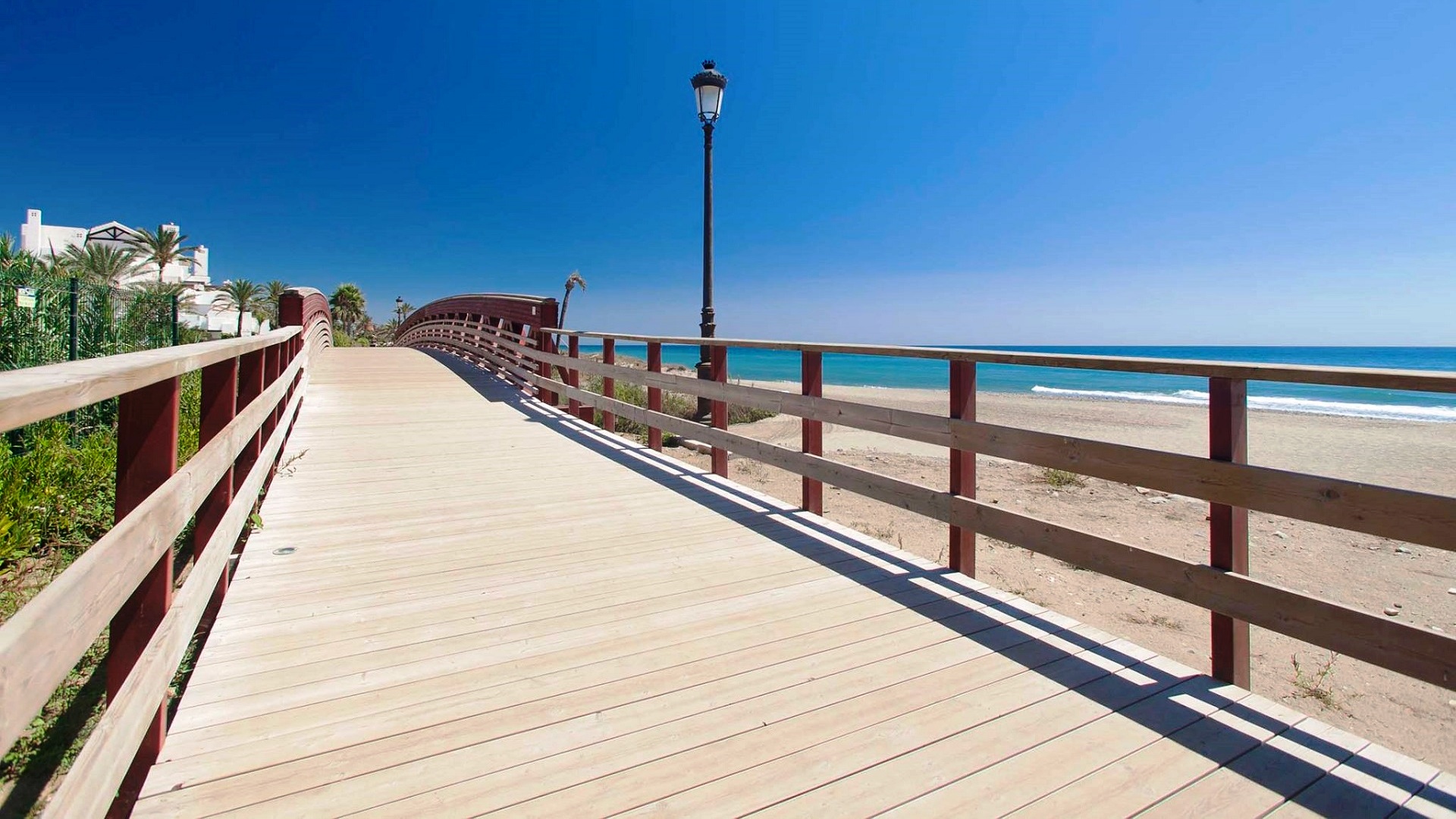 Why choose Marbella as a place to live - Marbella Unique Properties - Please do not hesitate to contact us