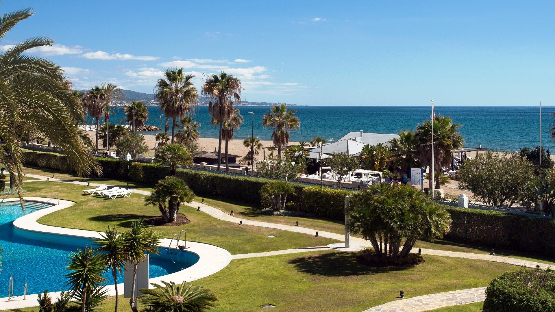 Cruise liner views... the best sea front complexes with fantastic views - Marbella Unique Properties real estate