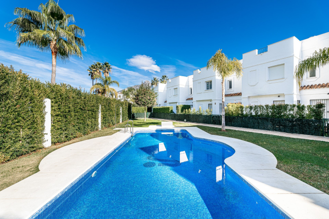 3 bedroom modern townhouse in Los Naranjos de Marbella, Nueva Andalucia