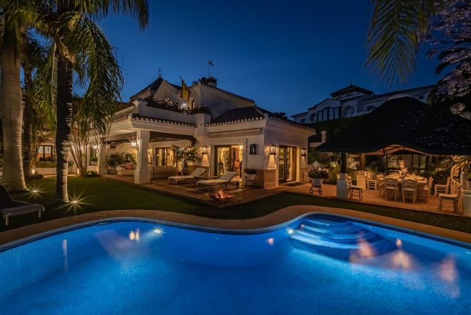 Luxurious 7 bedroom villa in Bahia de Marbella