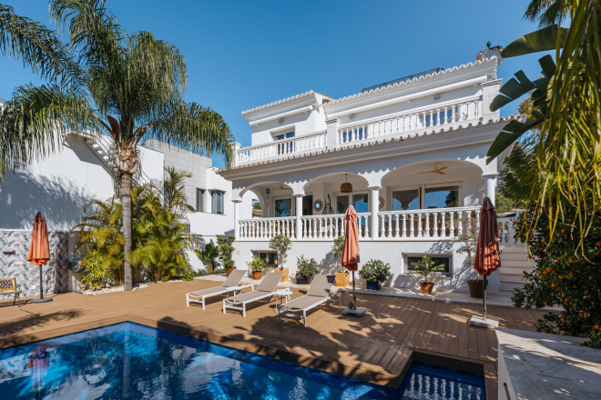 Exquisite 4 bedroom villa in Rocio de Nagüeles, Marbella Golden Mile